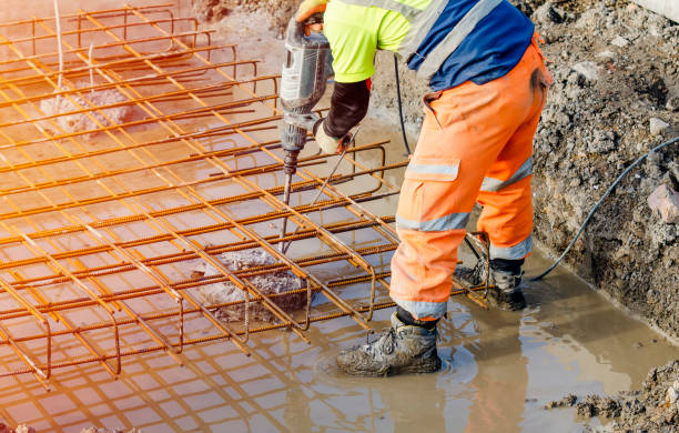 Best Concrete Sidewalk Installation in Waldpt, OR